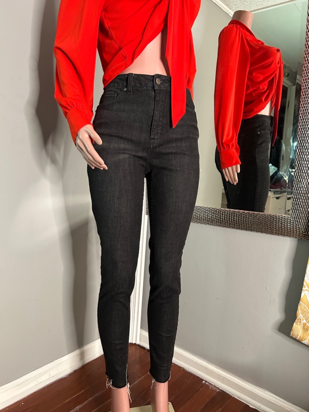 Velvet Heart Black High-Rise Skinny Jeans